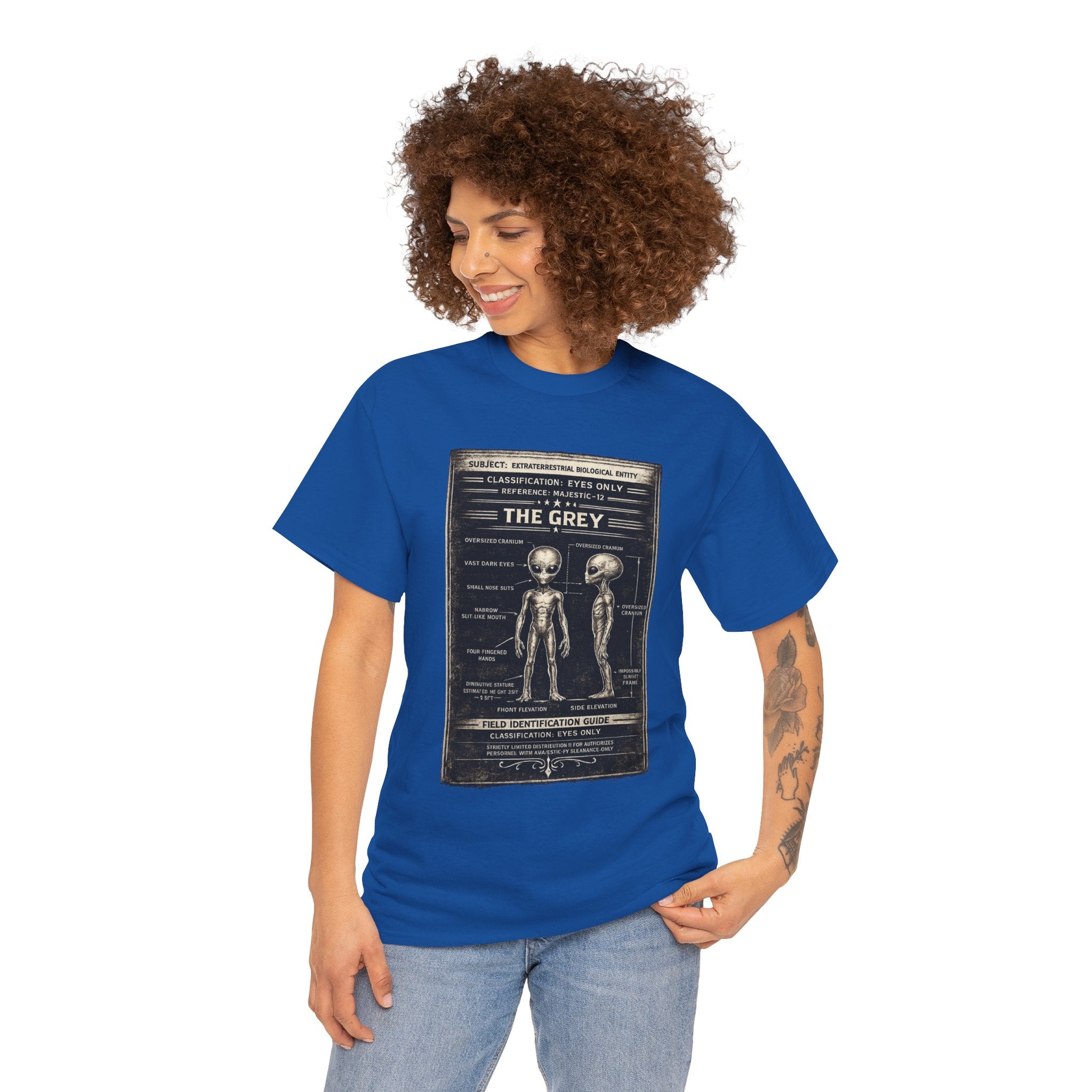 The Grey – Extraterrestrial Biological Entity Field Identification Guide Vintage Graphic T-Shirt