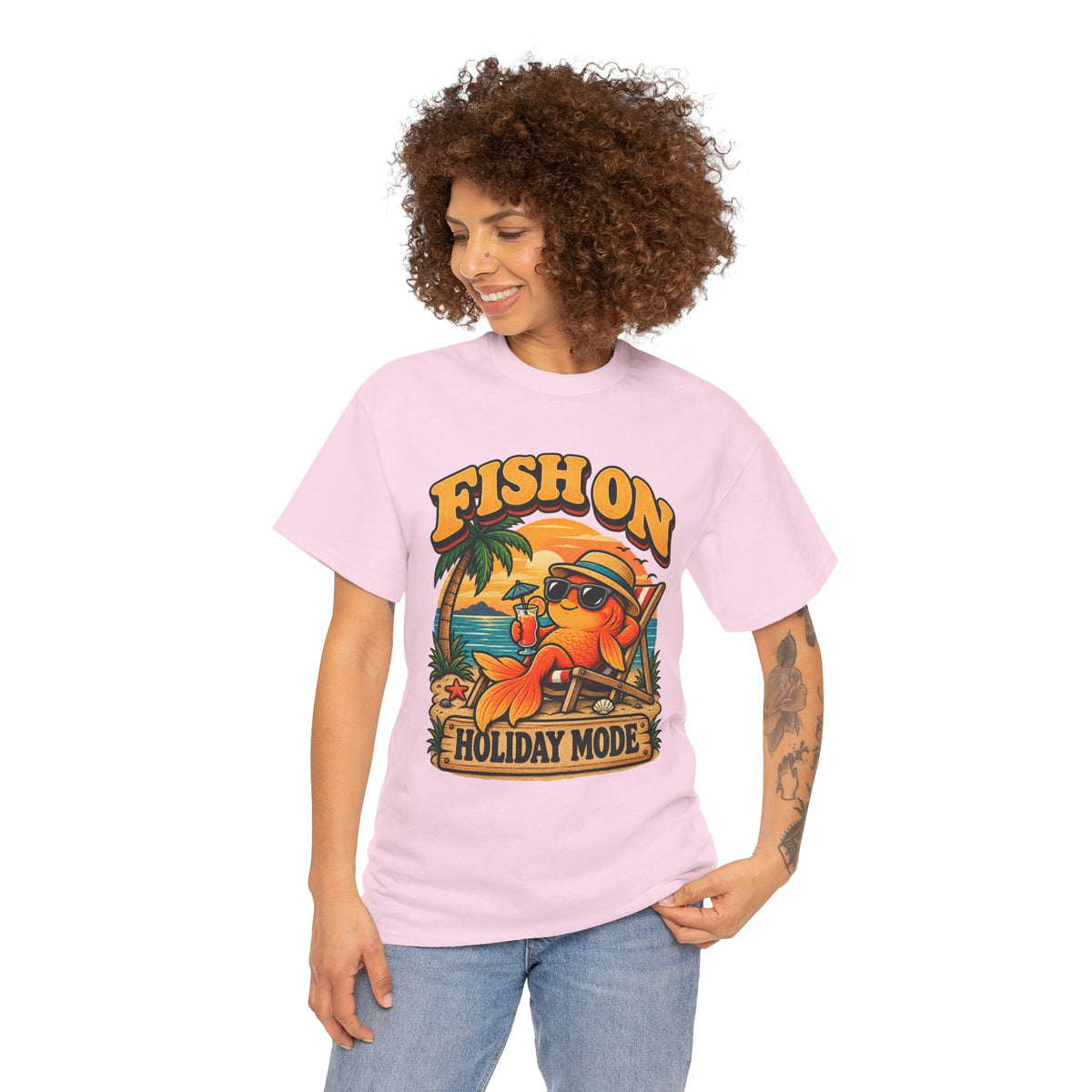 Fish On Holiday Mode Goldfish T-Shirt – Funny Beach Holiday Fish Tee