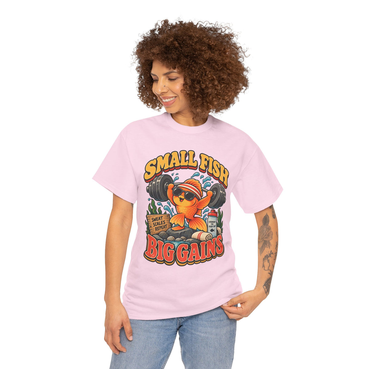 Small Fish Big Gains Goldfish Gym T-Shirt – Funny Weightlifting Fish Tee