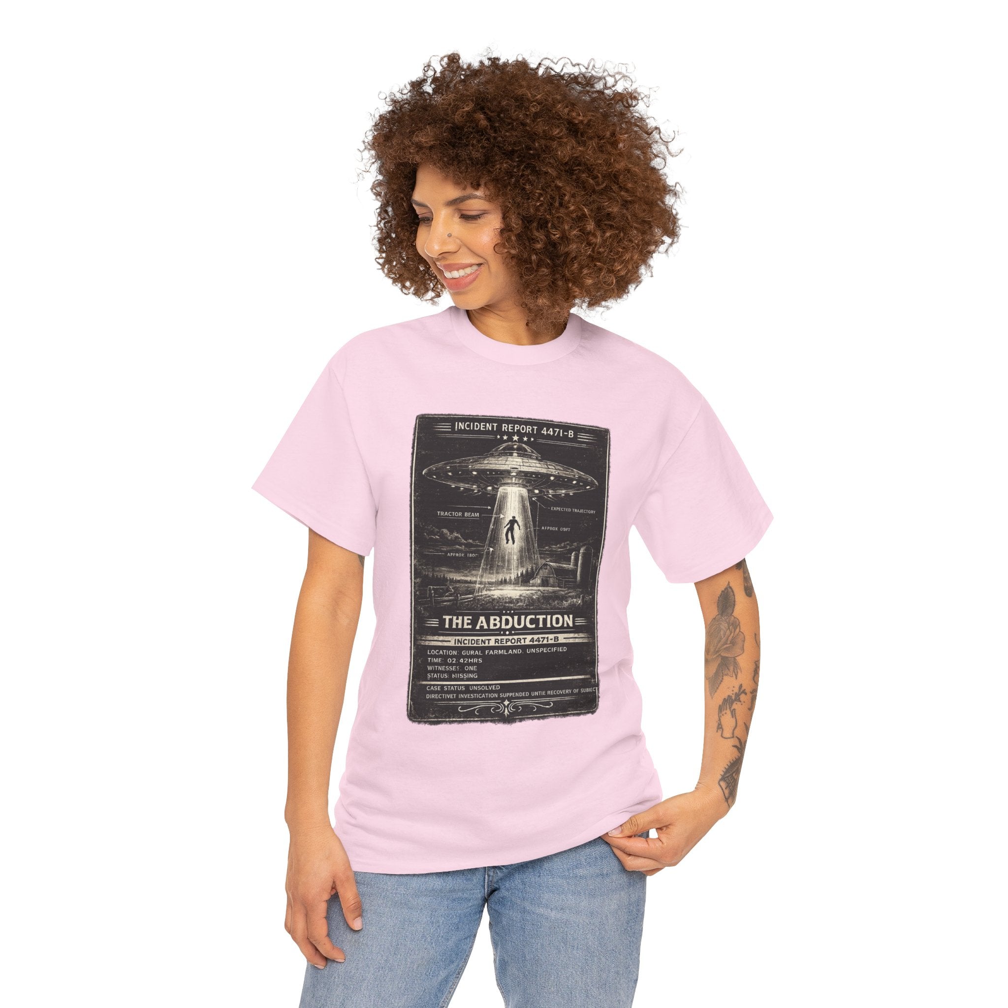 The Abduction – Close Encounter Tractor Beam Field Incident Report Vintage UFO Graphic T-Shirt