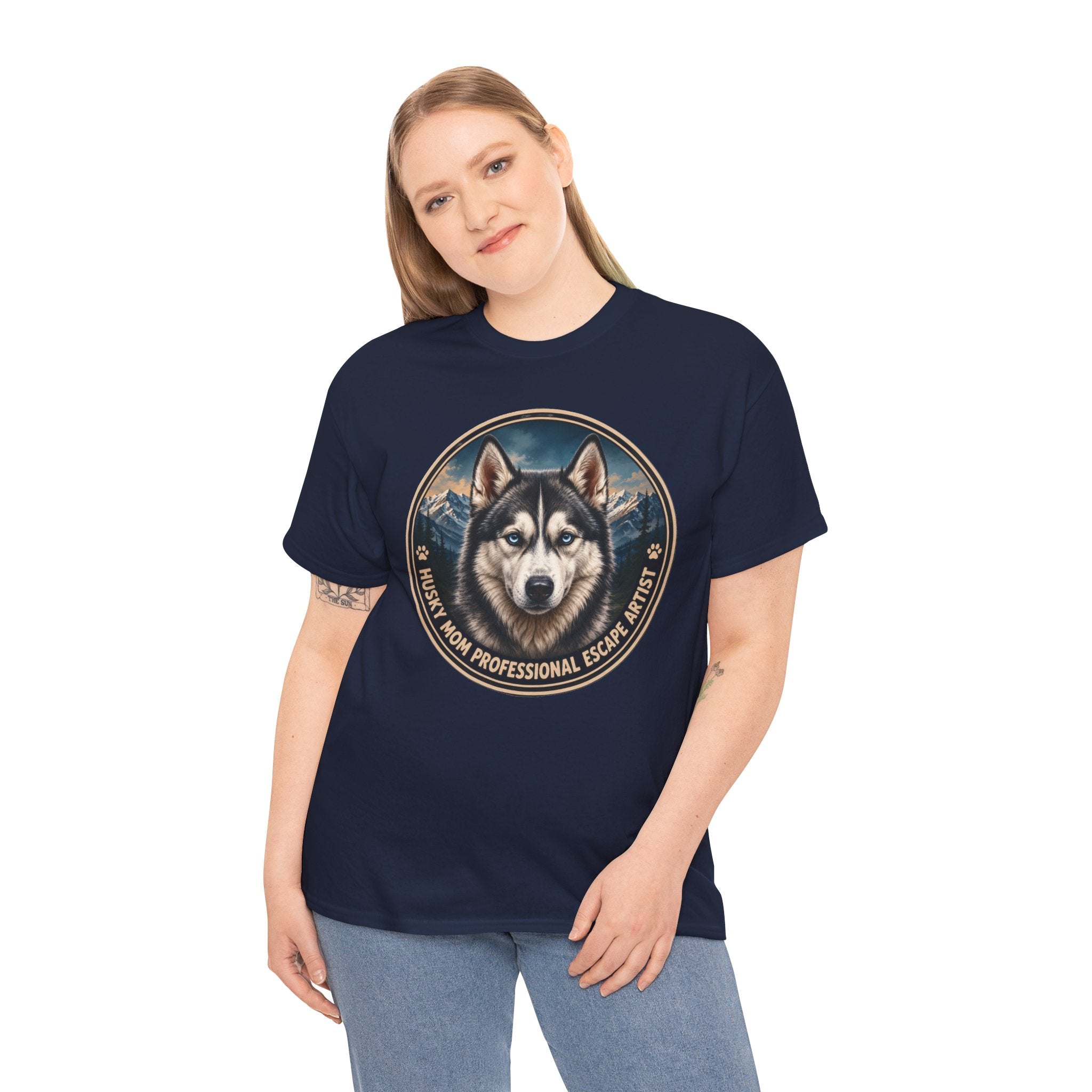 Husky Mom Professional Escape Artist T-Shirt | Siberian Husky Owner Tee