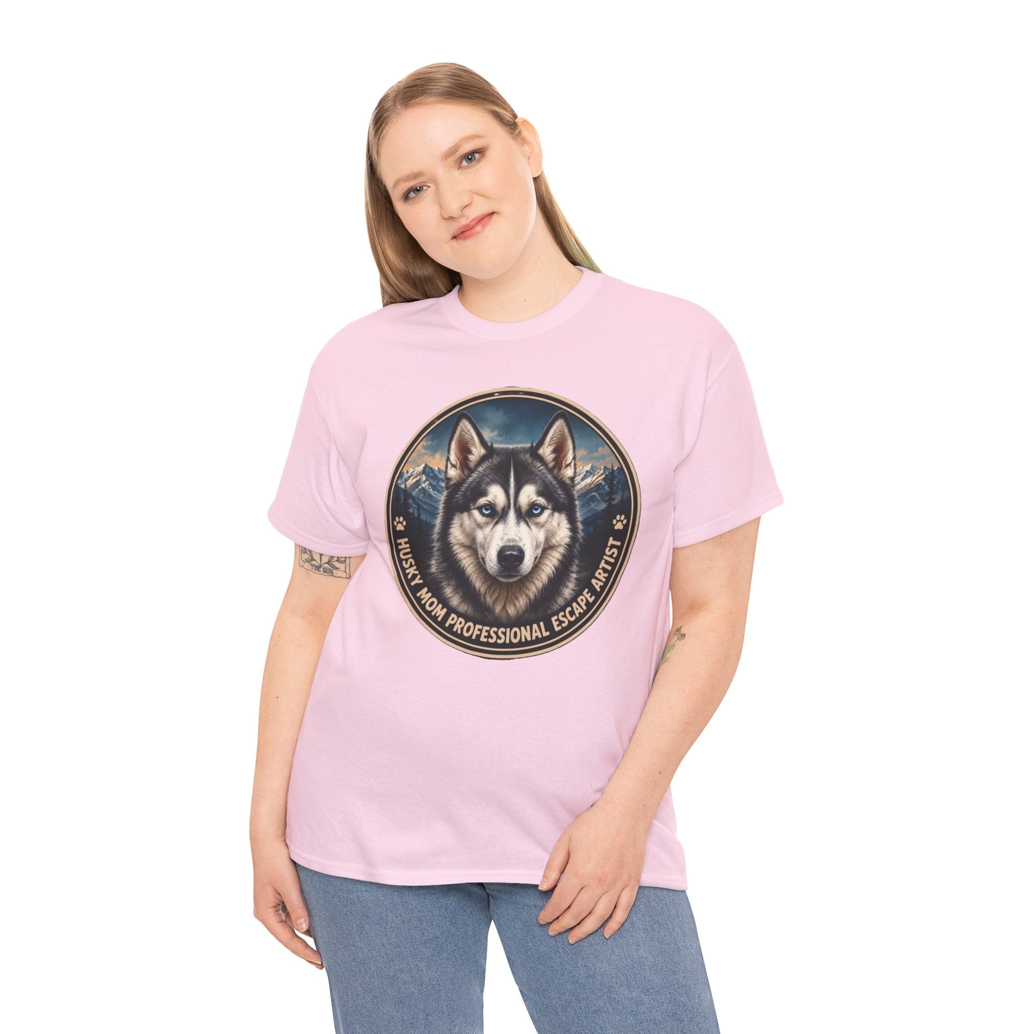 Husky Mom Professional Escape Artist T-Shirt | Siberian Husky Owner Tee