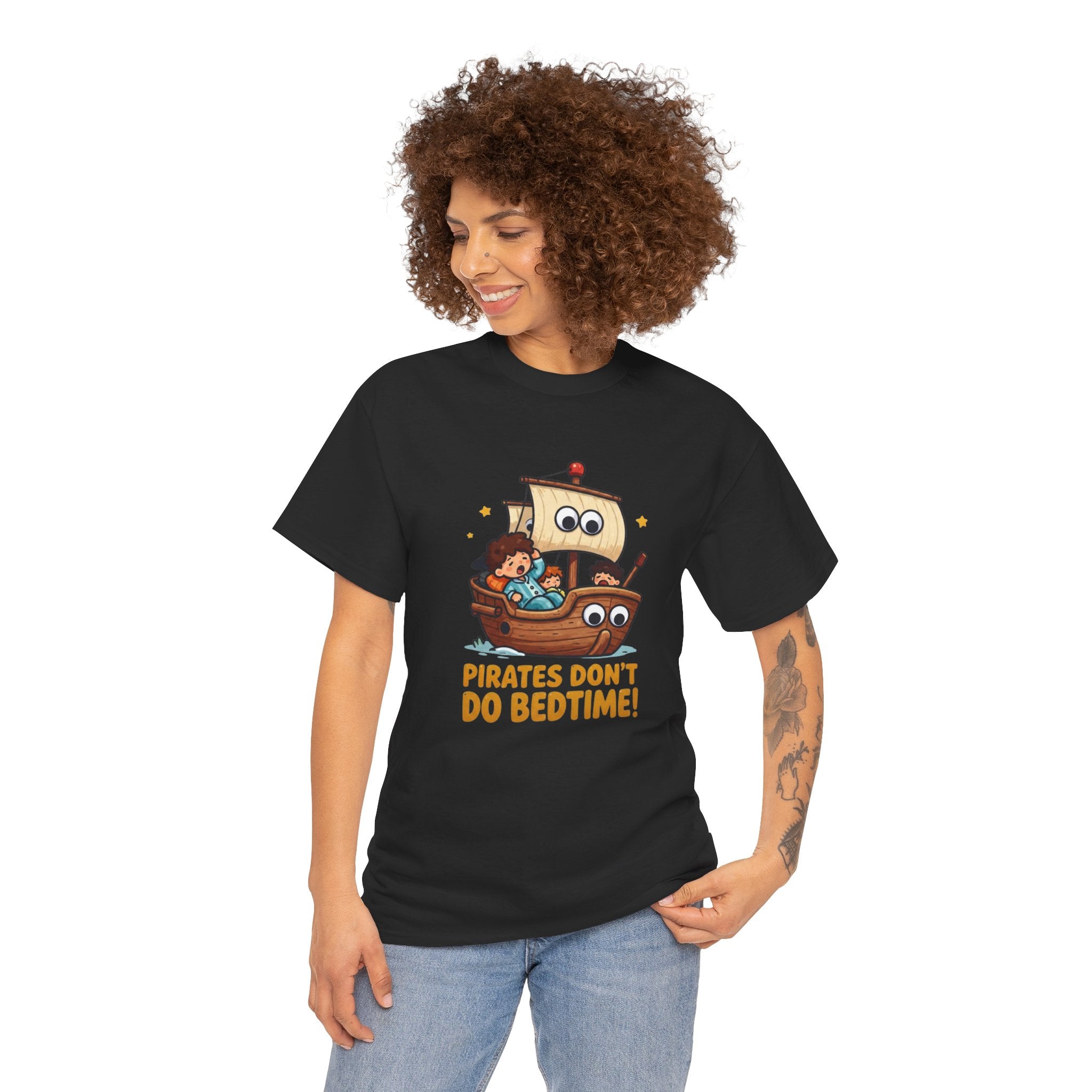 Pirates Don't Do Bedtime T-Shirt – Funny Parenting Pirate Kids in Pyjamas | Nautical Bedtime Humour Graphic Tee