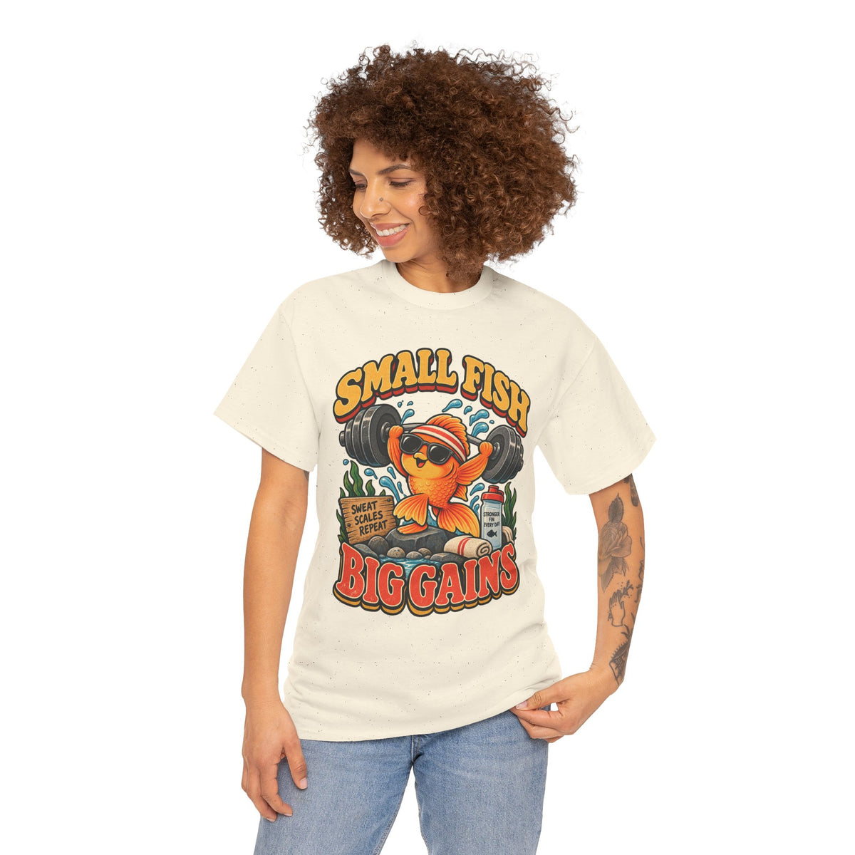 Small Fish Big Gains Goldfish Gym T-Shirt – Funny Weightlifting Fish Tee