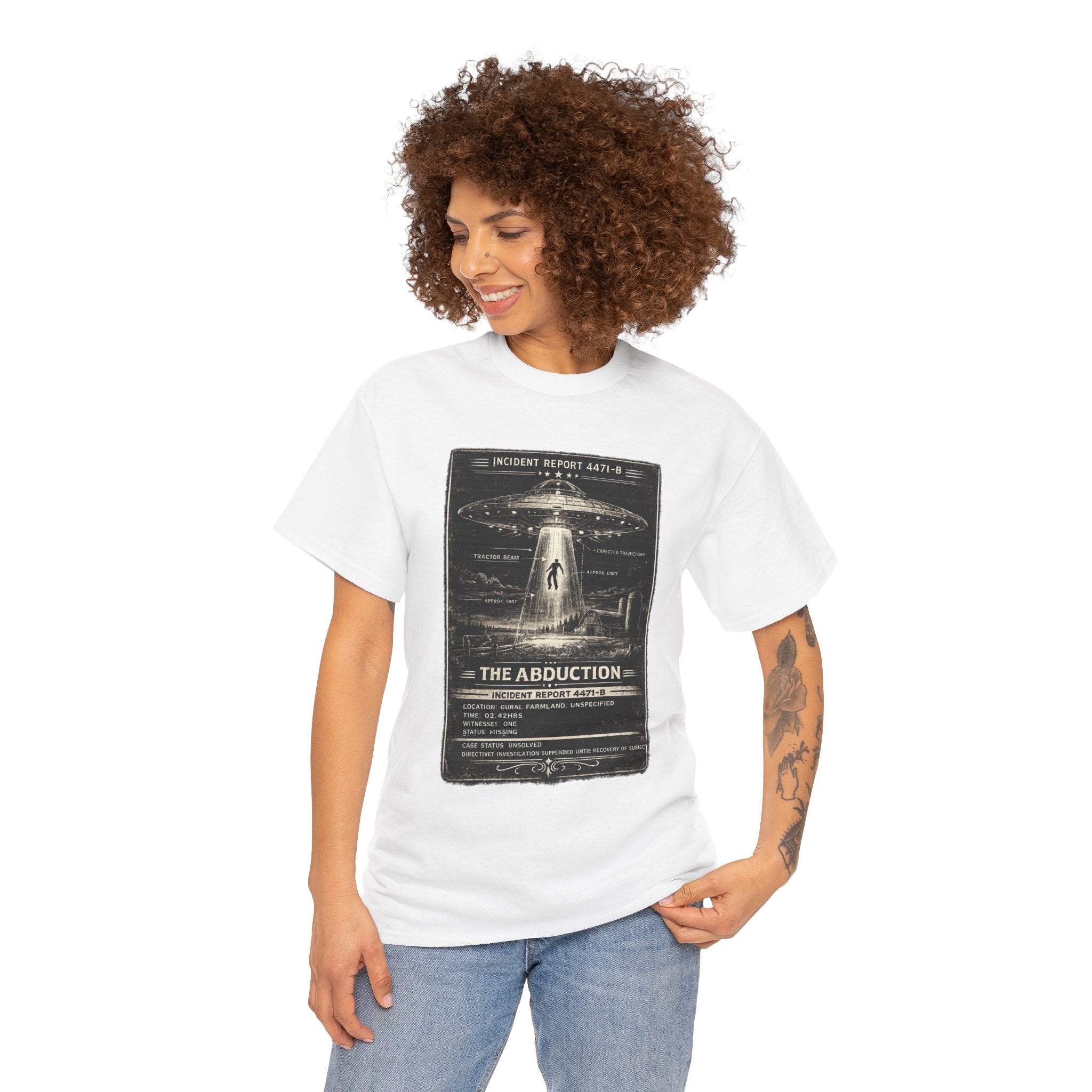 The Abduction – Close Encounter Tractor Beam Field Incident Report Vintage UFO Graphic T-Shirt