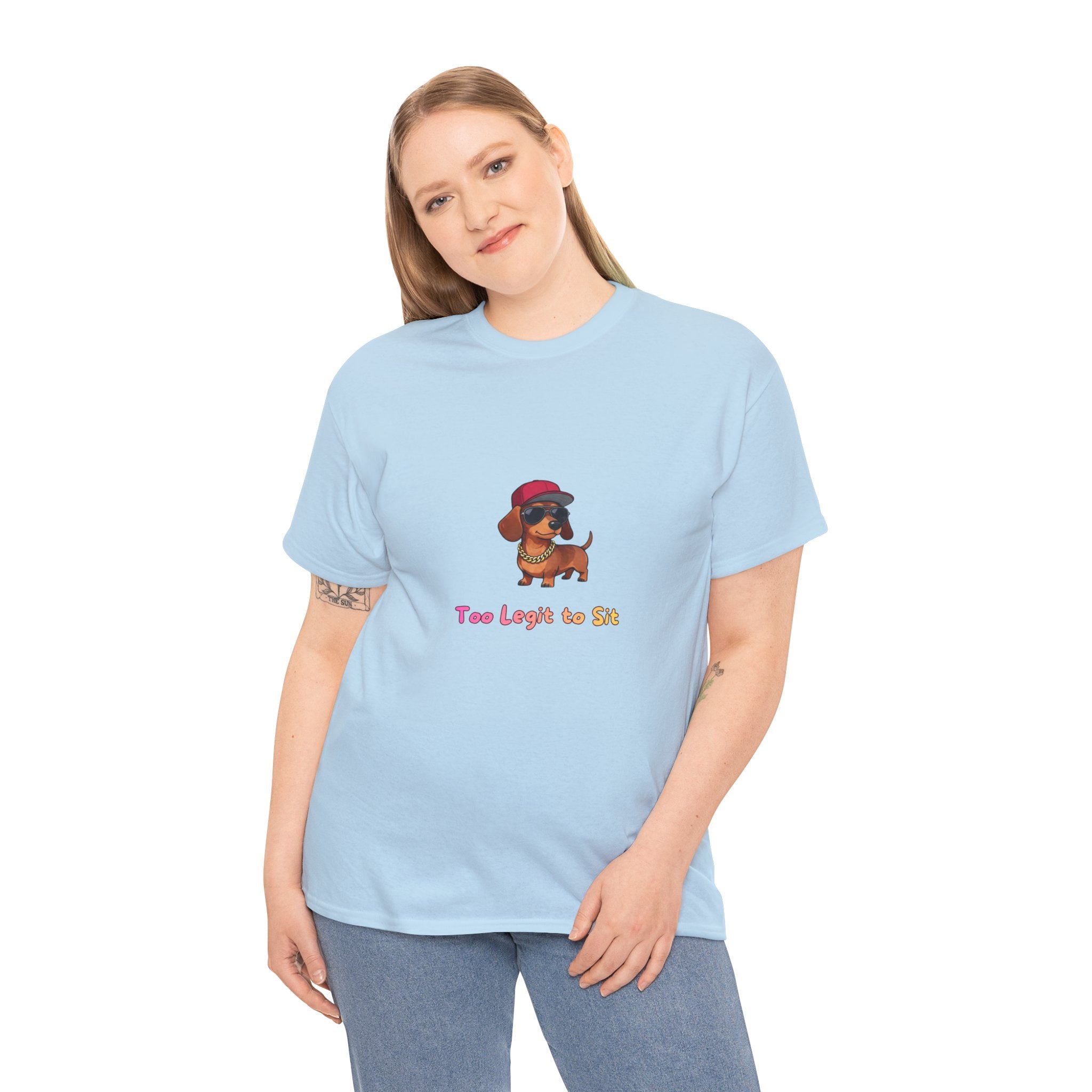 Too Legit to Sit T-Shirt – Funny Hip Hop Dachshund Gold Chain Pun | Wiener Dog Sausage Dog Graphic Tee
