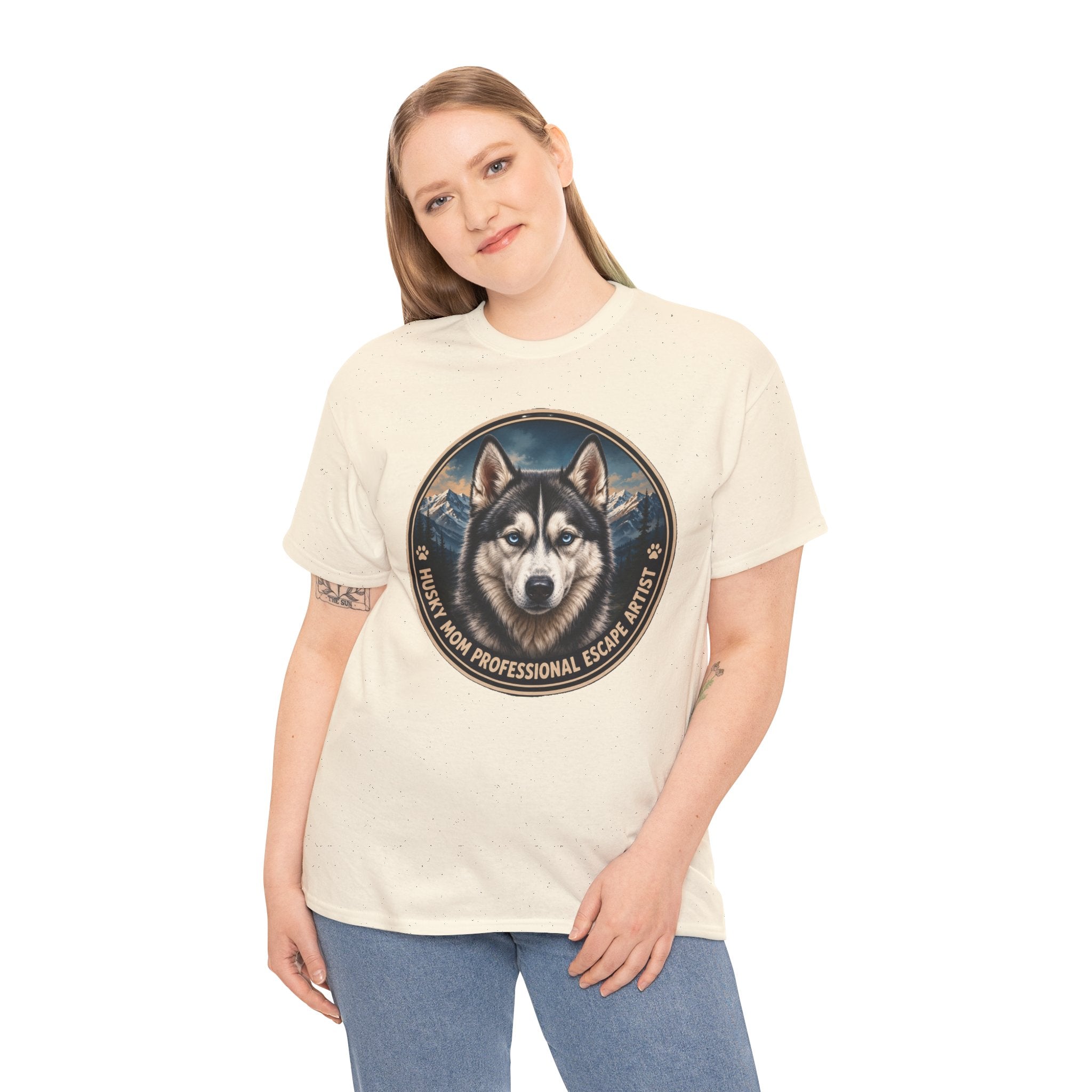 Husky Mom Professional Escape Artist T-Shirt | Siberian Husky Owner Tee