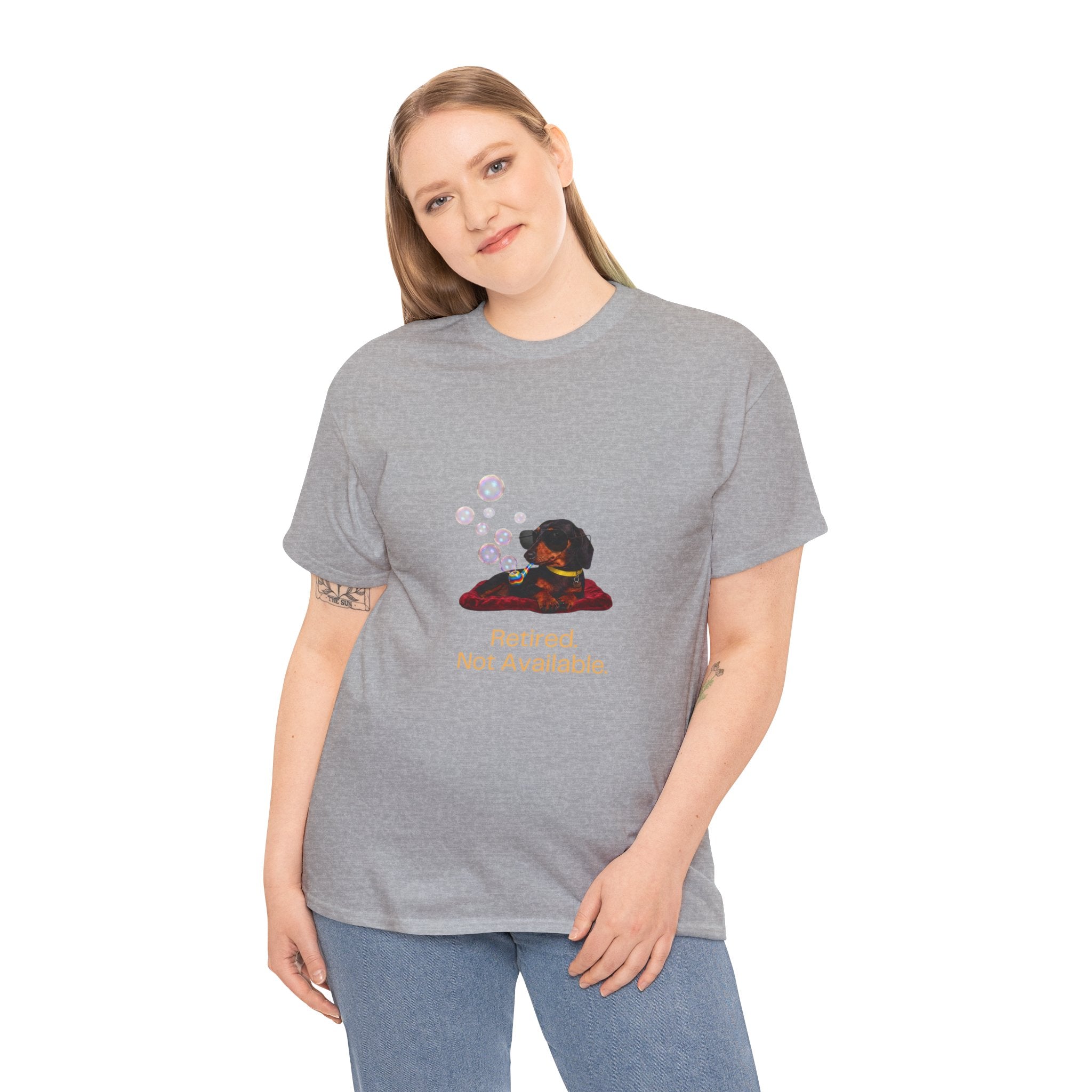 Retired Not Available T-Shirt – Funny Cool Dachshund Sunglasses Bubble Pipe | Sausage Dog Retirement Graphic Tee